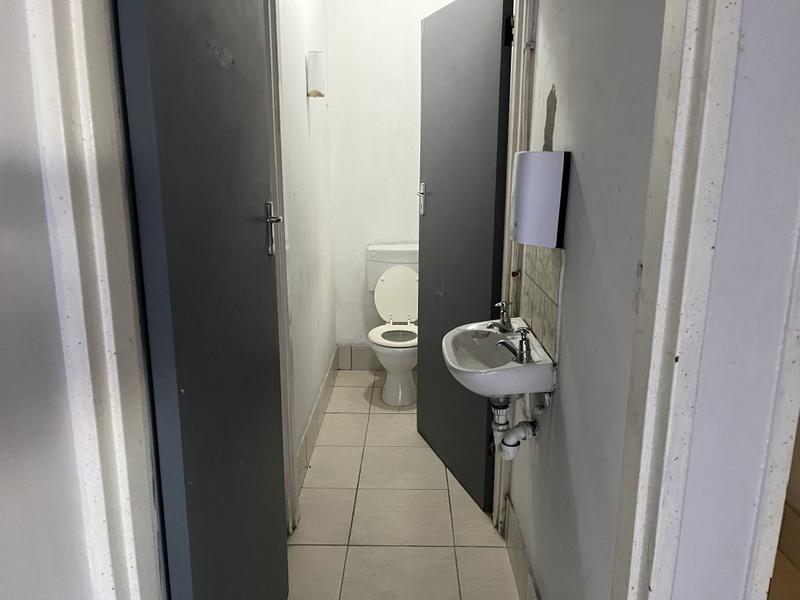 To Let Commercial Property for Rent in Montague Gardens Western Cape